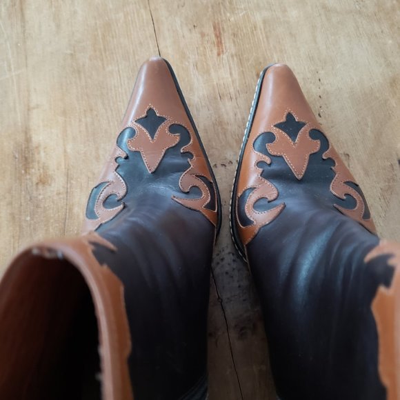 Donald J Pliner 1990's Western Couture Ankle Boots in Like New Condition - Picture 11 of 13